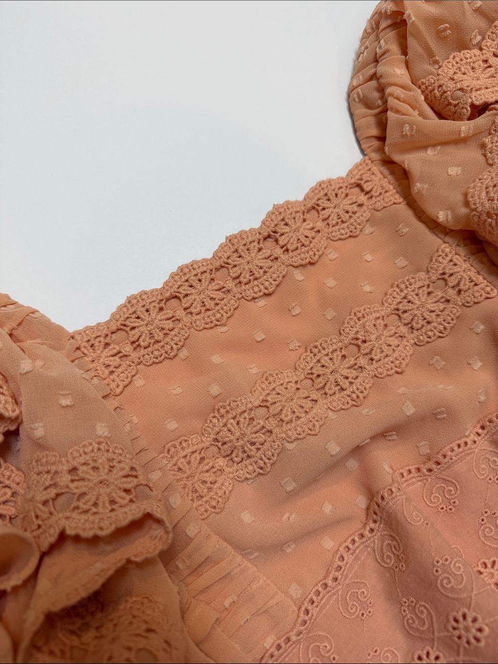 Hope & Ivy Broderie Frill Sleeve Peach Crop Top - Picture 12 of 14